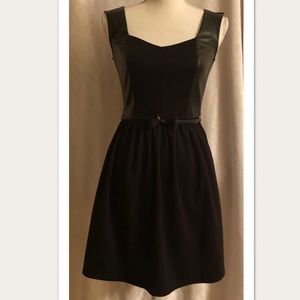 BEBOP Sleeveless Black FIT & FLARE DRESS SMALL